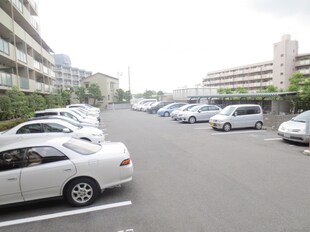 日商岩井千里桃山台ﾏﾝｼｮﾝ(105)の物件外観写真